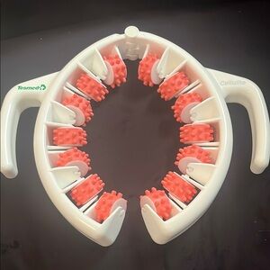 Cellulite Massager - White and Pink